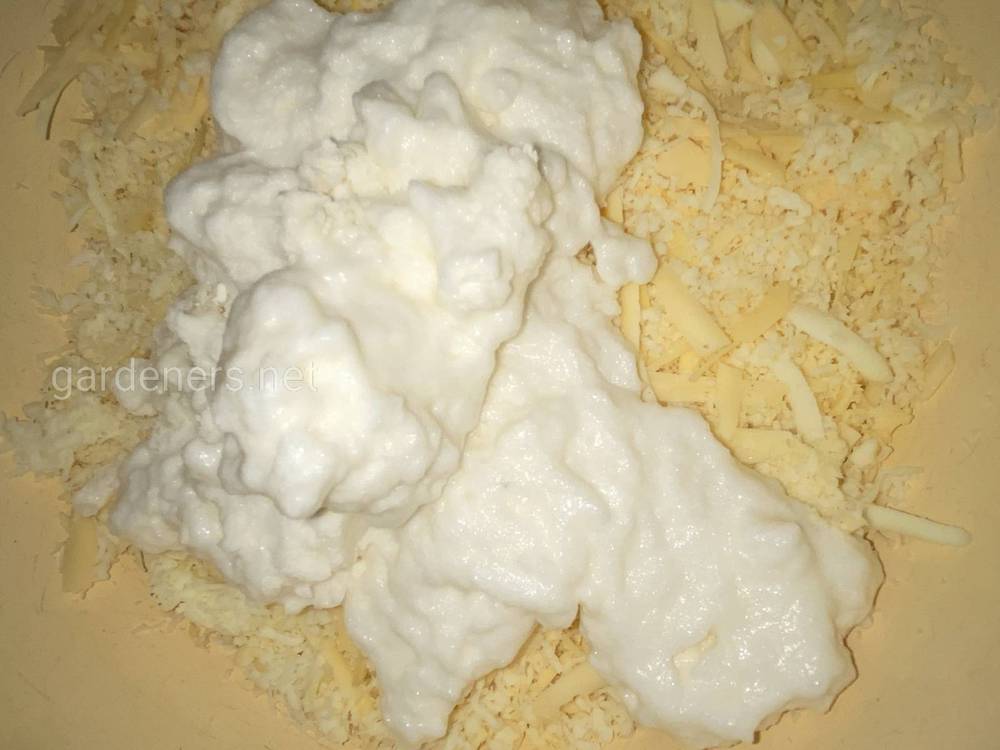 белки добавить к сыру