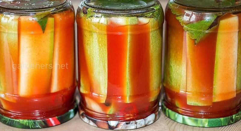 Маринованные кабачки в томатном соусе