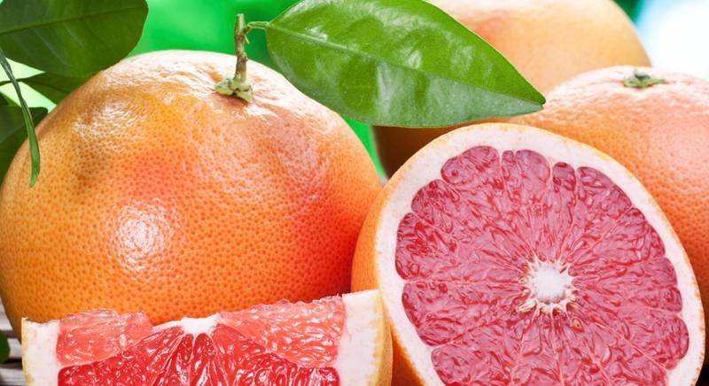 Один грейпфрут - запас витамина С на целый день