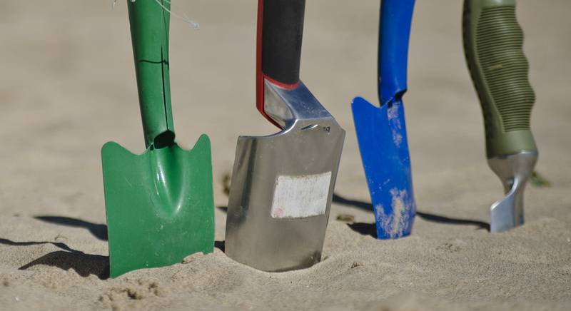 Разновидность лопат и их использование
